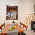 Key To Sunset Holiday home Angon